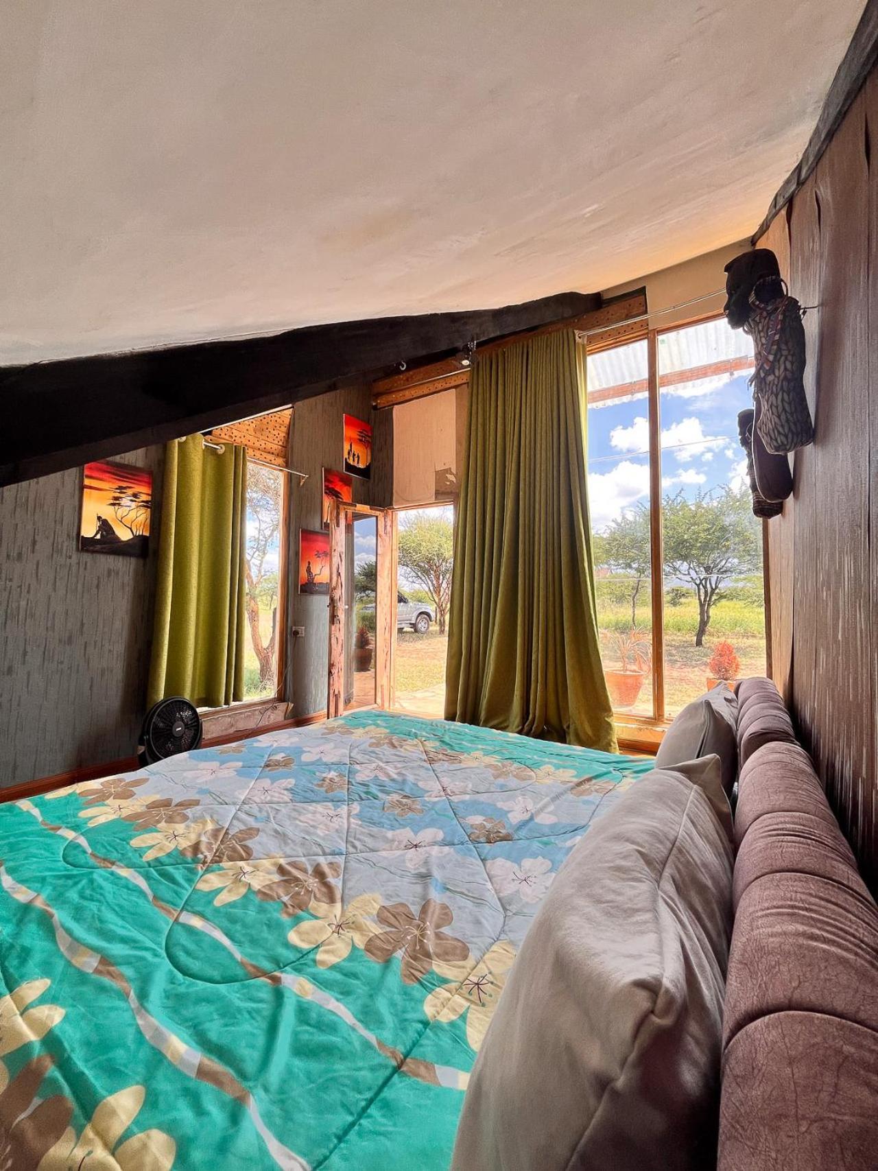 Kilimanjaro View Cabin-Amboseli Oloitokitok Номер фото
